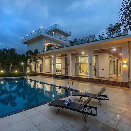 Saffronstays Odyssey, Karjat - 10 Acres Pet-Friendly Estate With Swimming Pool Chinchavli エクステリア 写真