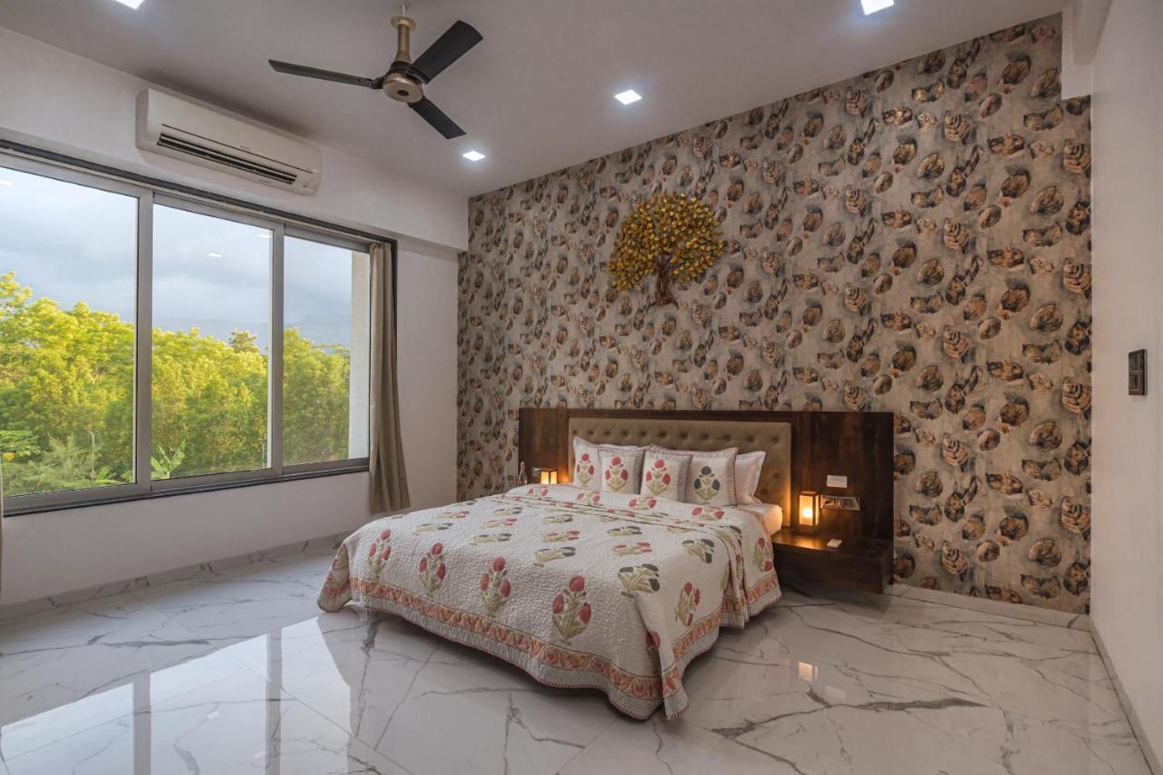 Saffronstays Odyssey, Karjat - 10 Acres Pet-Friendly Estate With Swimming Pool Chinchavli エクステリア 写真