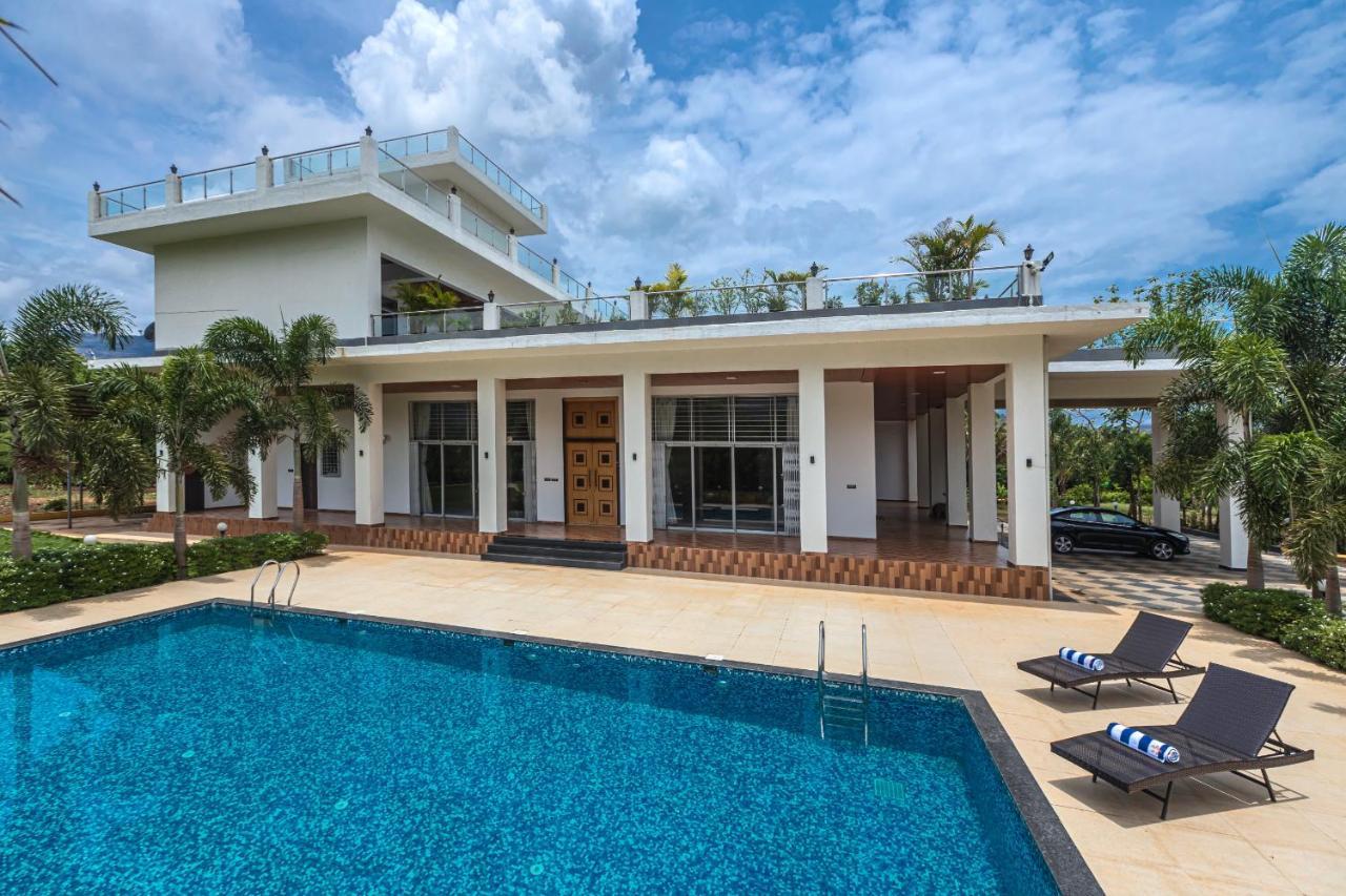 Saffronstays Odyssey, Karjat - 10 Acres Pet-Friendly Estate With Swimming Pool Chinchavli エクステリア 写真