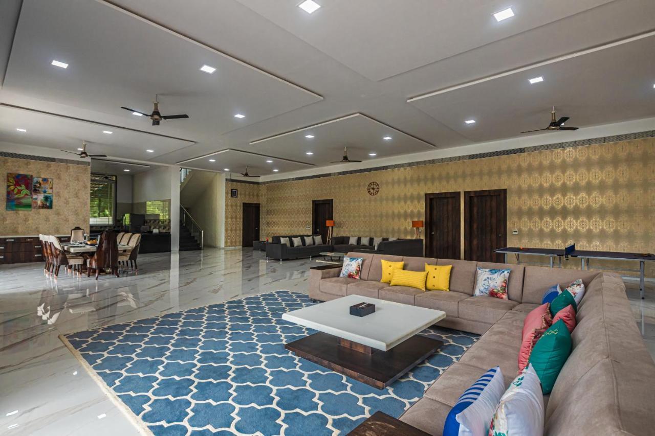 Saffronstays Odyssey, Karjat - 10 Acres Pet-Friendly Estate With Swimming Pool Chinchavli エクステリア 写真