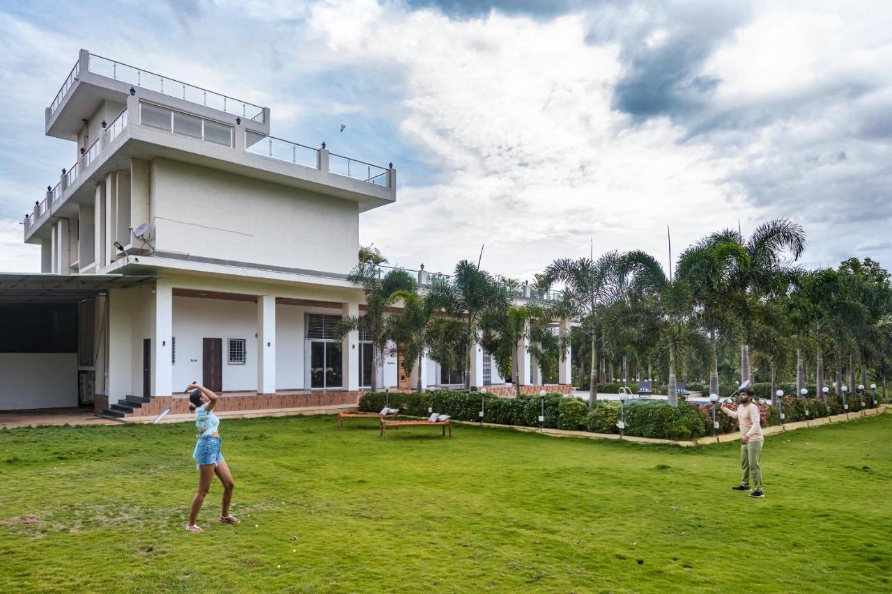 Saffronstays Odyssey, Karjat - 10 Acres Pet-Friendly Estate With Swimming Pool Chinchavli エクステリア 写真